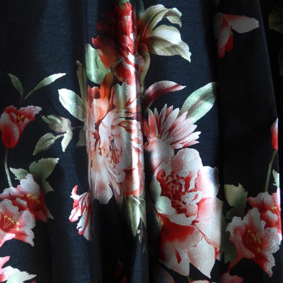 NWT Mia & Mimi Girls L (10) Satin Floral Dress with Crinoline - Picture 8 of 13